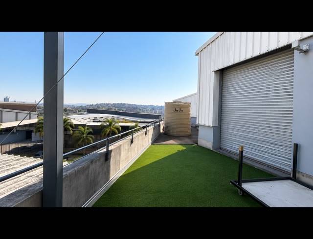 3,271M² BUILDING FOR SALE IN WATERVAL PARK